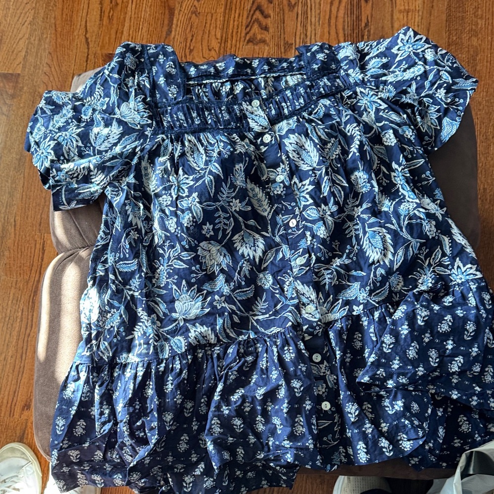 Floral Blue and White Blouse